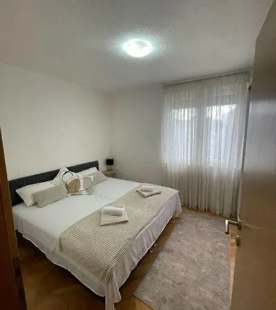 Stan Na Dan Bajna Apartment Mostar
