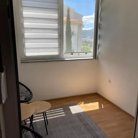 Stan Na Dan Bajna Mostar